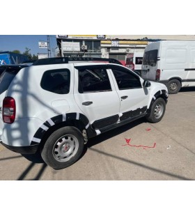 Dacia Duster Dodik Seti Abs Plastik 12 Parça 2018-2025 Damalı